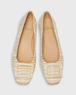 Buckle Shoe