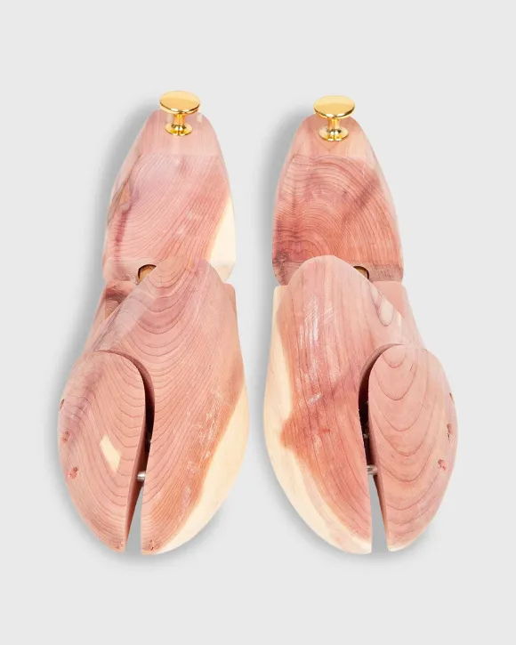 Cedar Shoe Tree