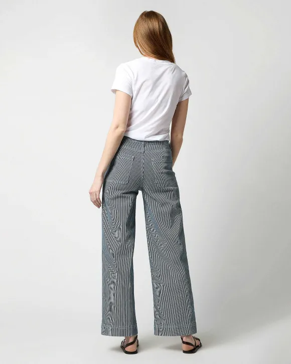 Column Patch Pocket Jean