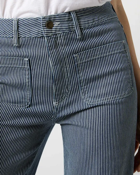 Column Patch Pocket Jean