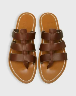 Dolon Sandal
