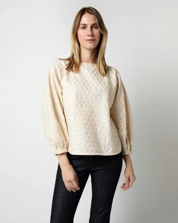 Elora Volume Top