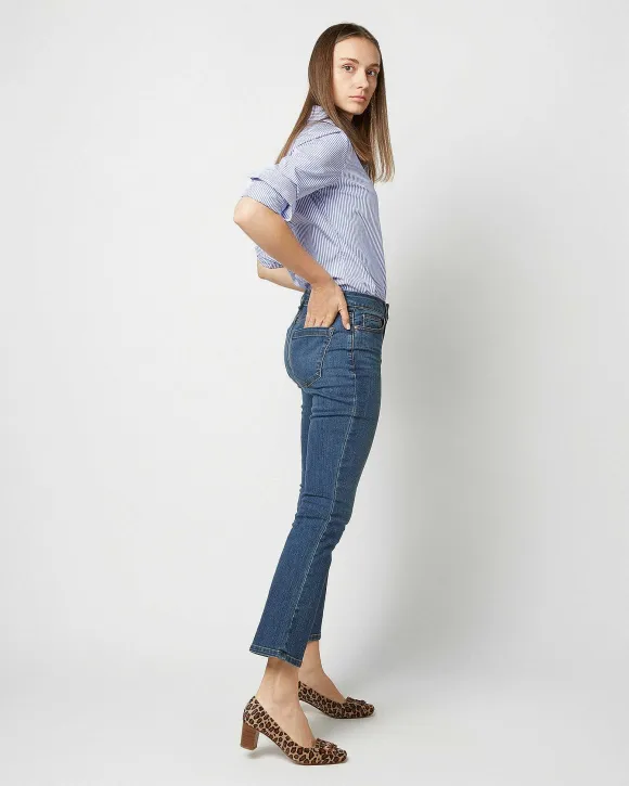 Flare Cropped 5-Pocket Jean