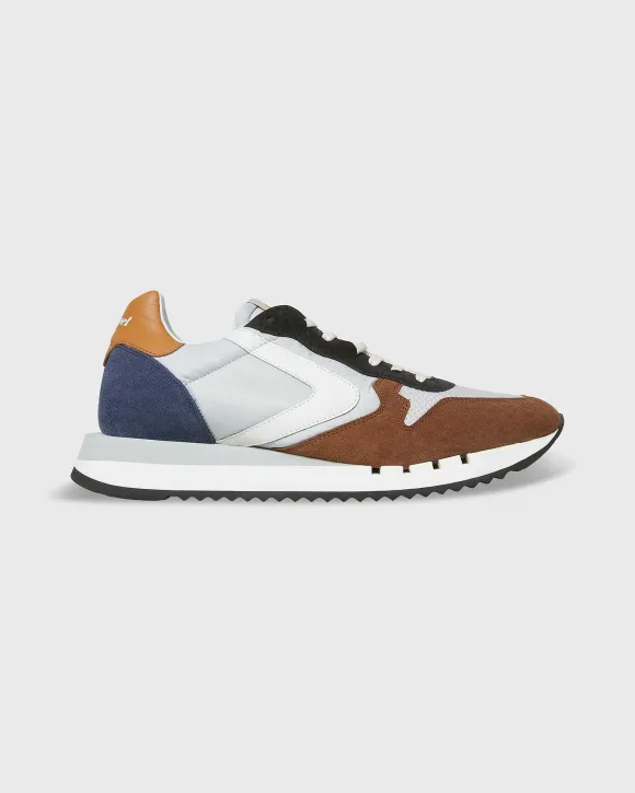 Magic Run Sneaker