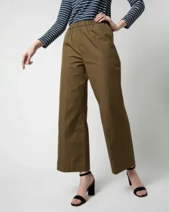 Pull-On Trouser