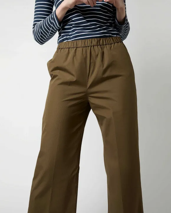 Pull-On Trouser