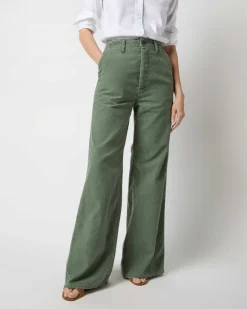The Major Sneak Roller Jean
