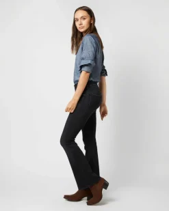 The Weekender Jean