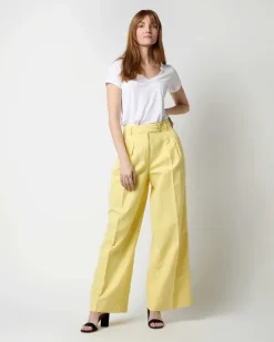 Wide-Leg Trouser