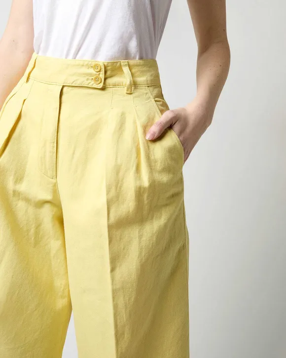 Wide-Leg Trouser