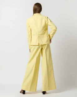 Wide-Leg Trouser